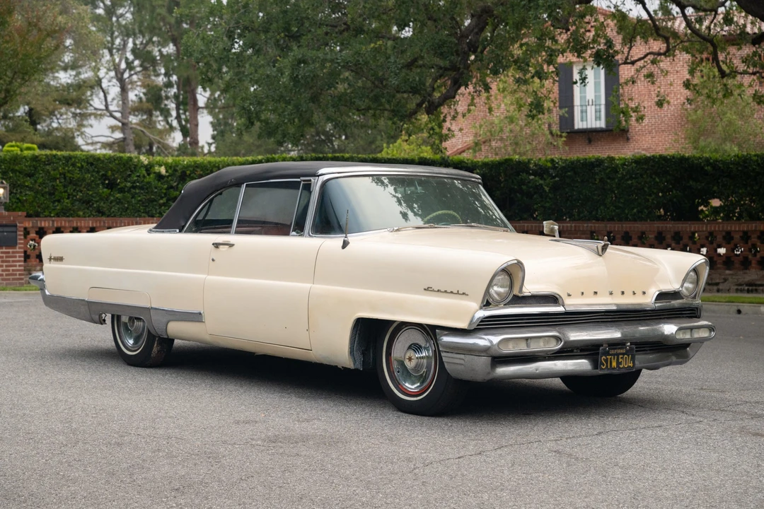 1956 Lincoln Premiere - Image 6 of 31
