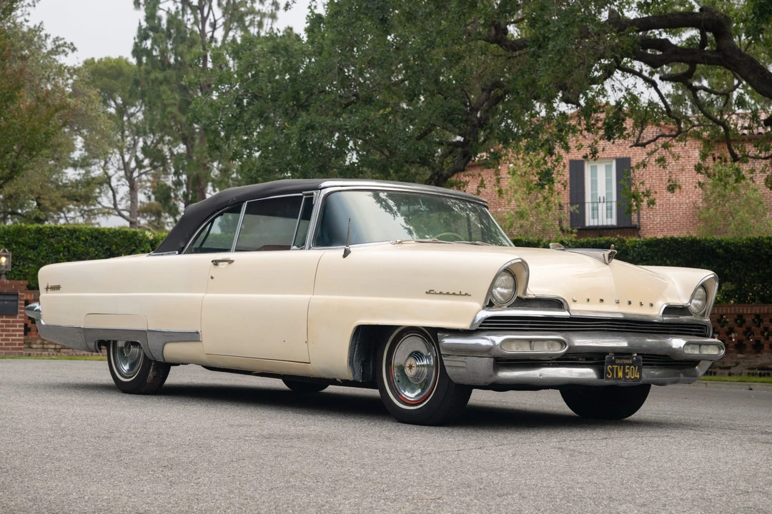 1956 Lincoln Premiere - Image 7 of 31