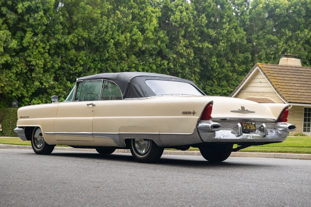 1956 Lincoln Premiere - Image 12 of 31
