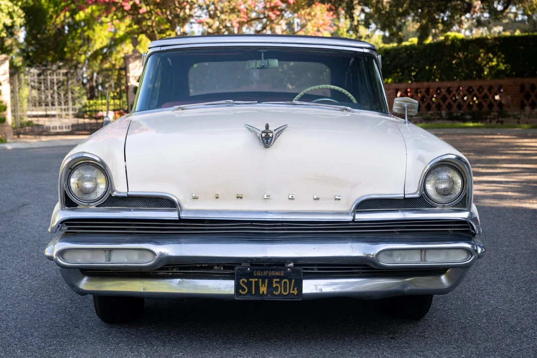 1956 Lincoln Premiere - Image 8 of 31