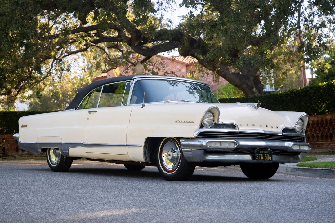 1956 Lincoln Premiere - Image 6 of 31