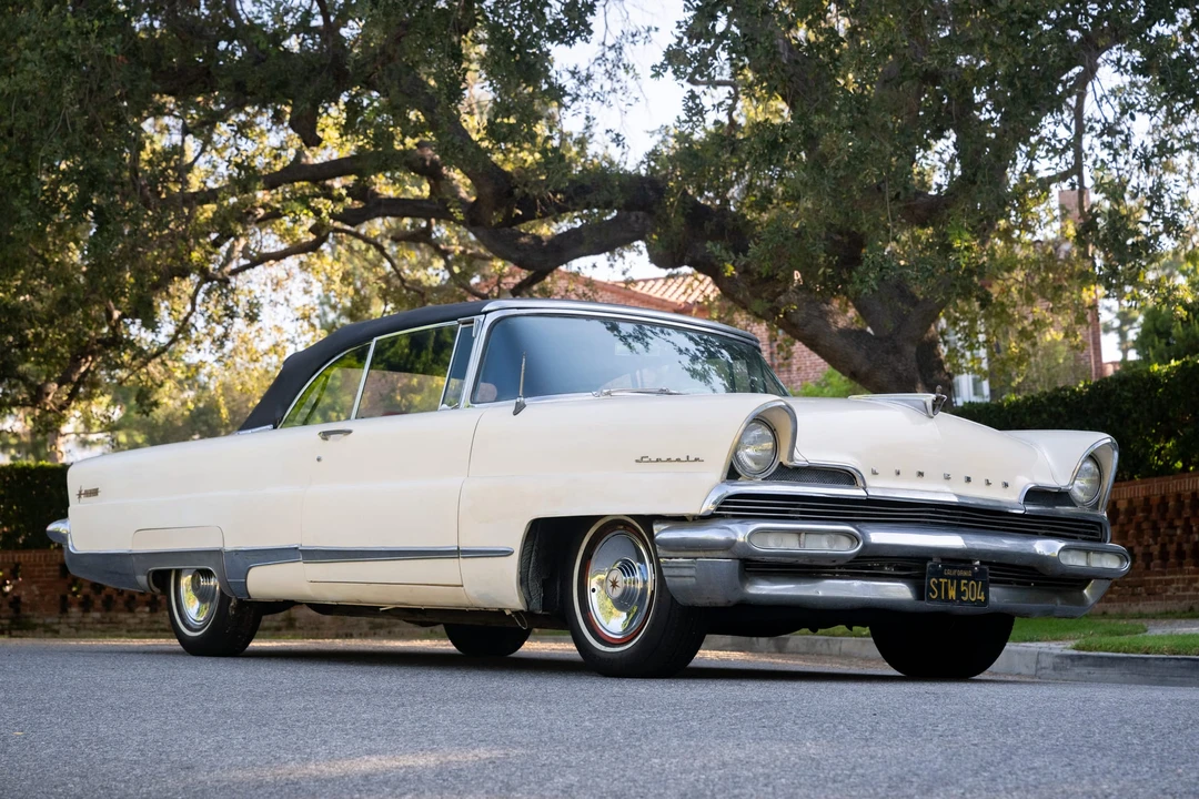 1956 Lincoln Premiere - Image 7 of 31