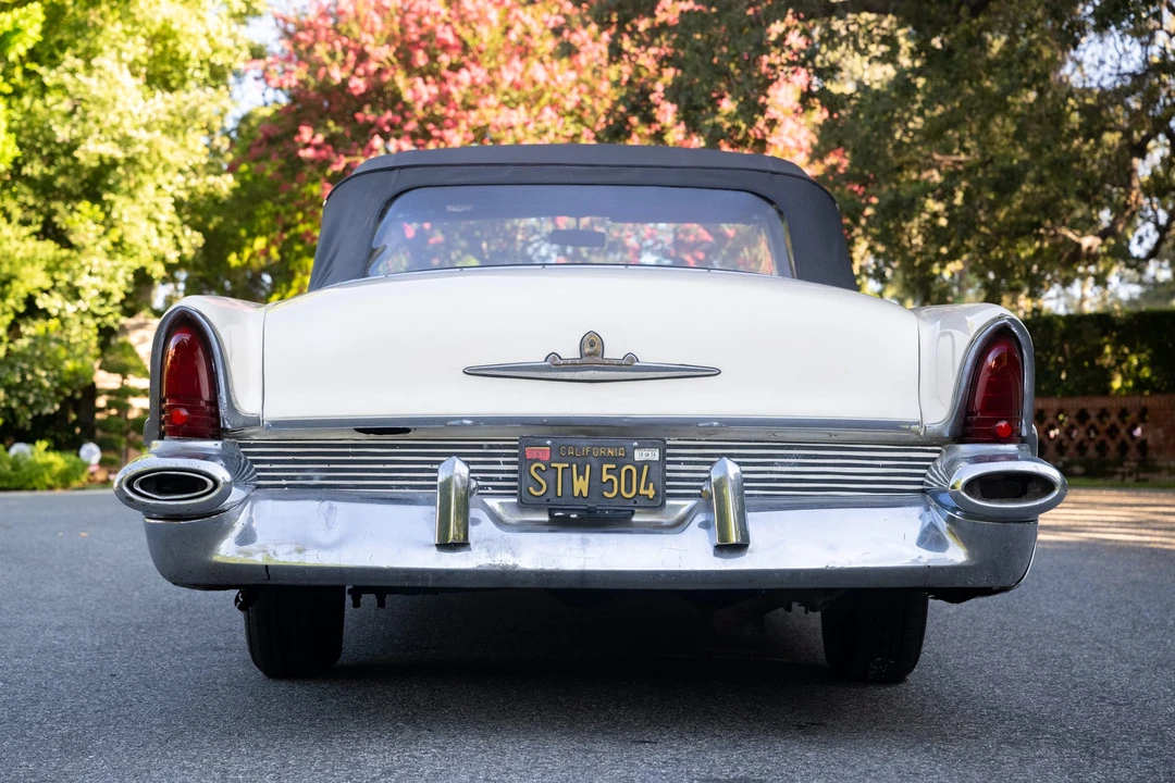 1956 Lincoln Premiere - Image 11 of 31