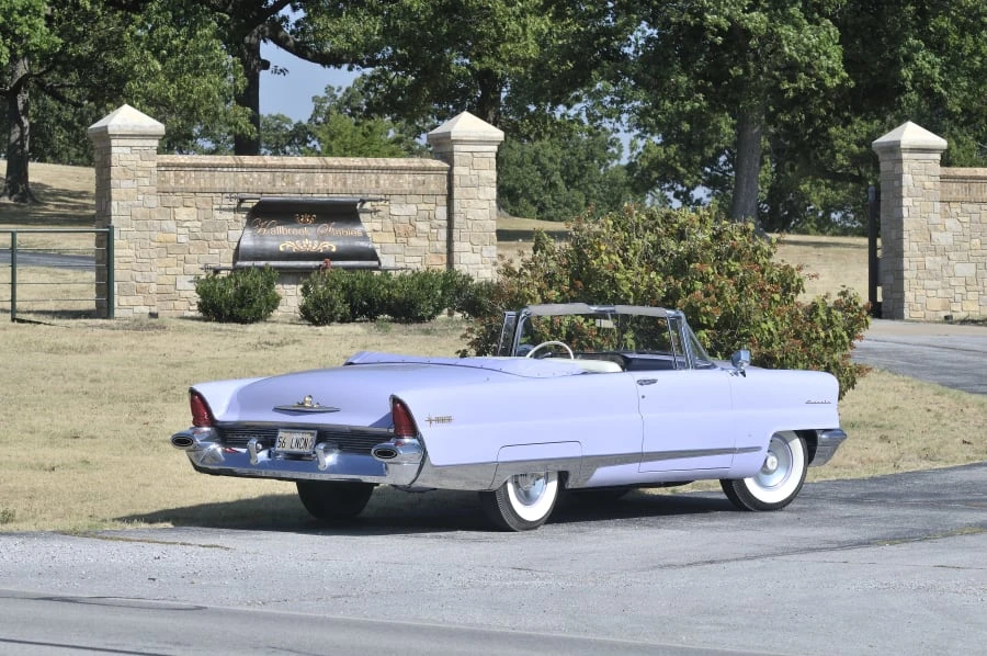 1956 Lincoln Premiere - Image 2 of 8