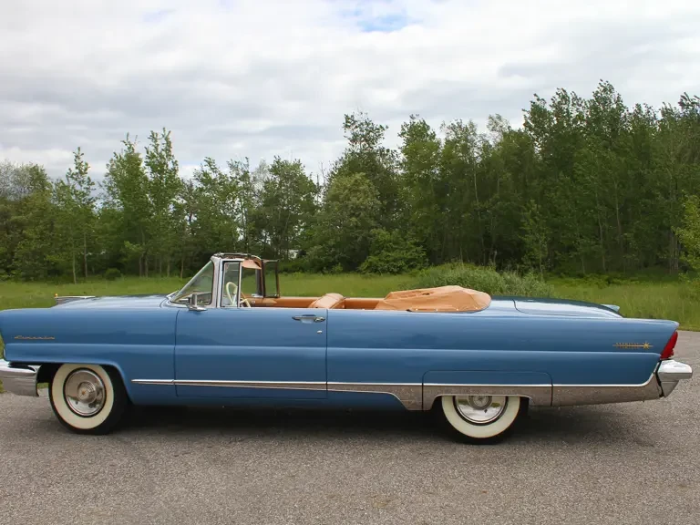 1956 Lincoln Premiere - Image 5 of 31