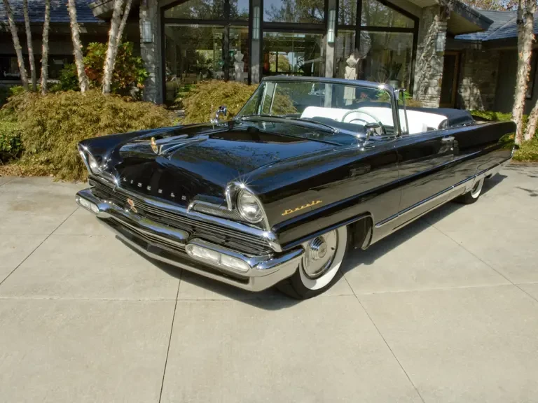 1956 Lincoln Premiere - Image 2 of 10