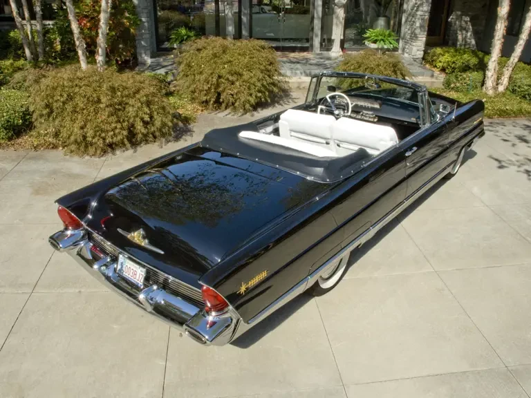 1956 Lincoln Premiere - Image 3 of 10