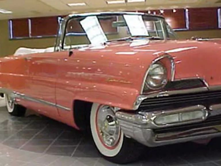 1956 Lincoln Premiere - Image 4 of 13