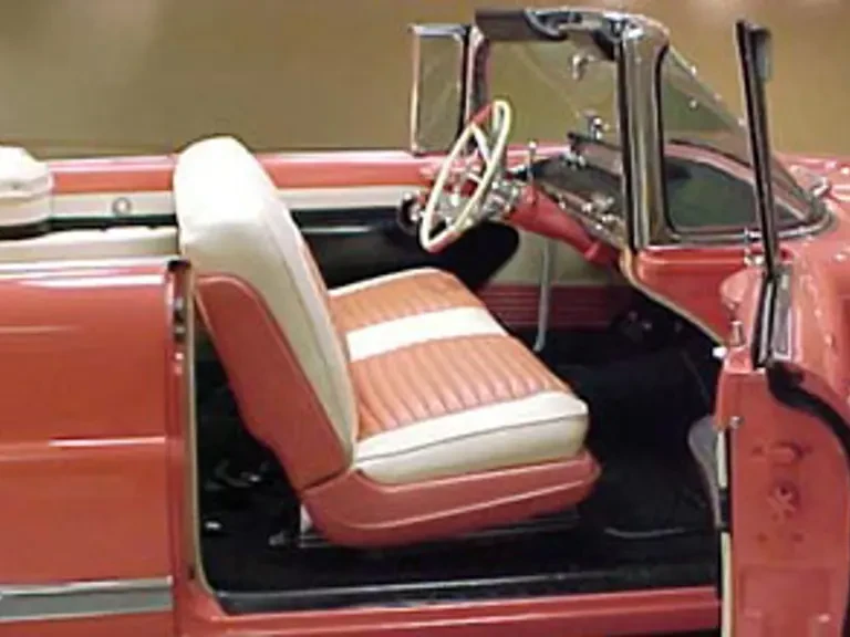 1956 Lincoln Premiere - Image 7 of 13