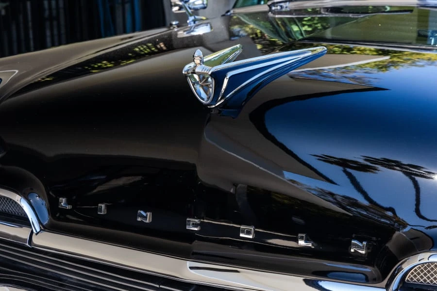 1956 Lincoln Premiere - Image 16 of 31