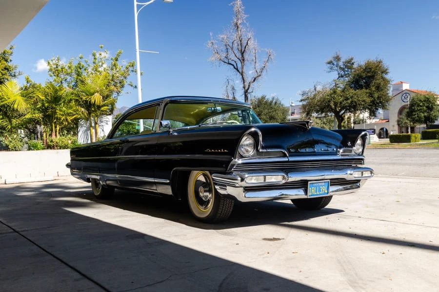 1956 Lincoln Premiere - Image 6 of 31