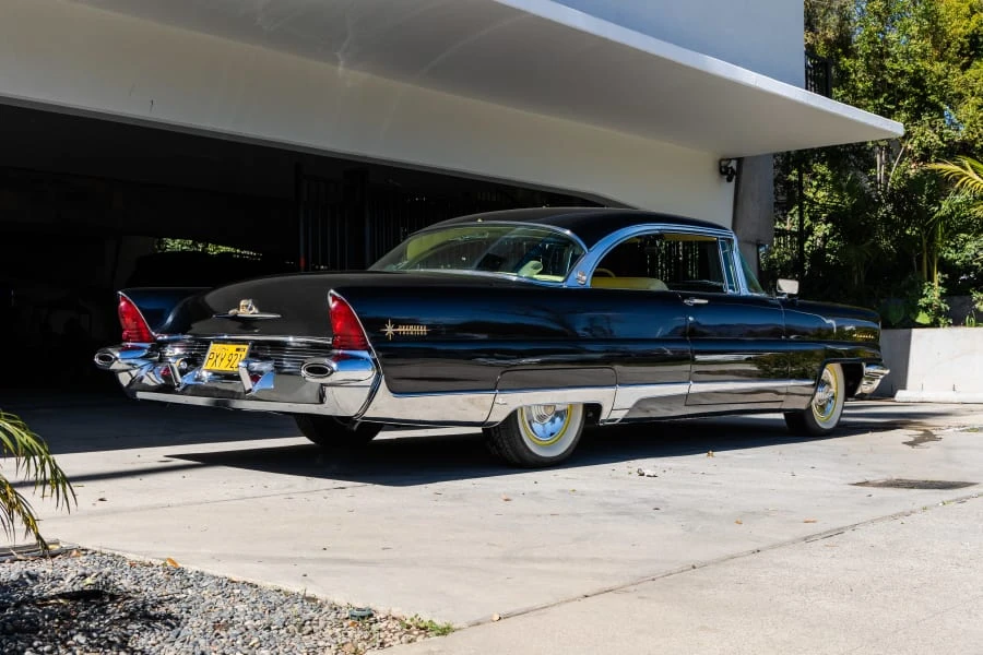 1956 Lincoln Premiere - Image 3 of 31