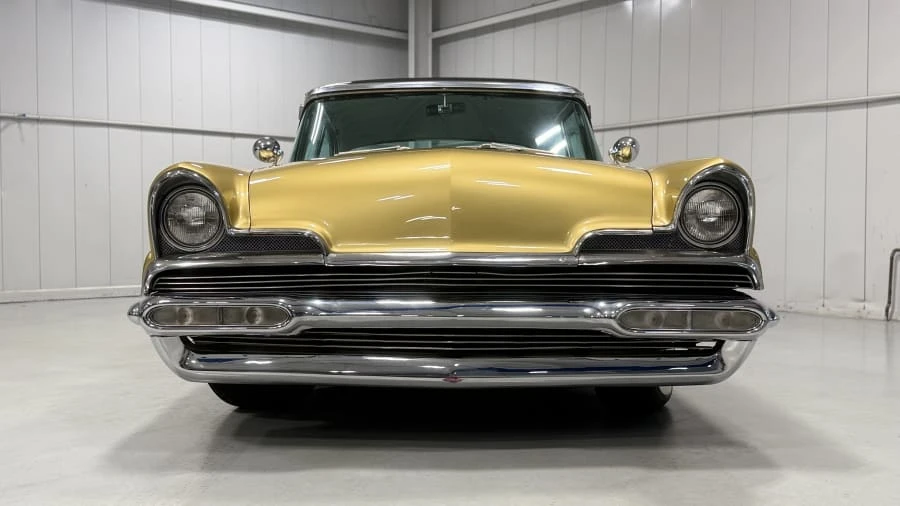 1956 Lincoln Premiere - Image 4 of 16