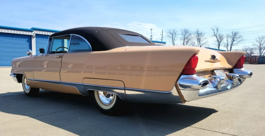 1956 Lincoln Premiere - Image 2 of 18