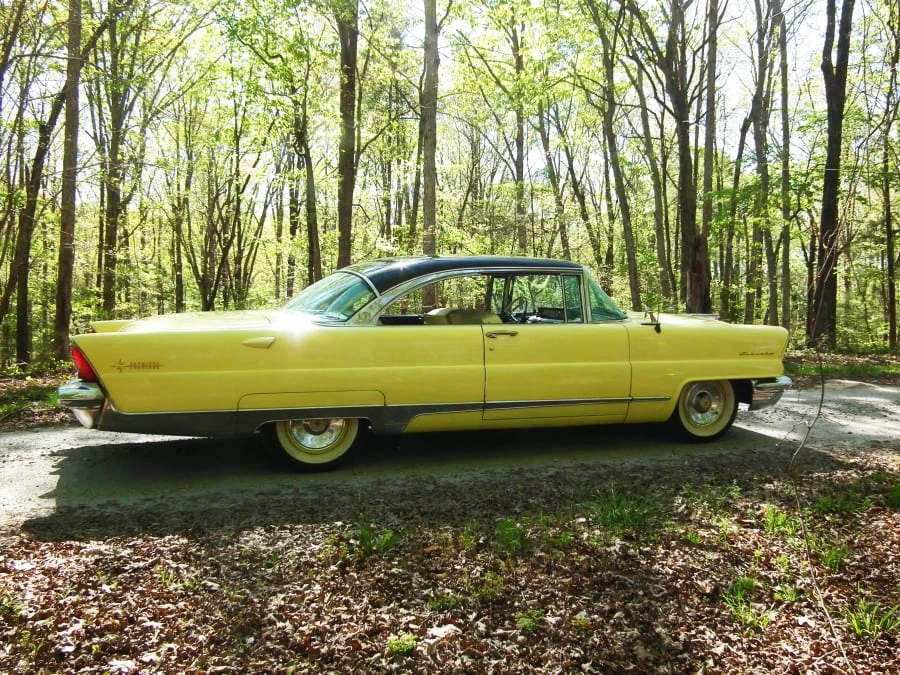1956 Lincoln Premiere - Image 2 of 26