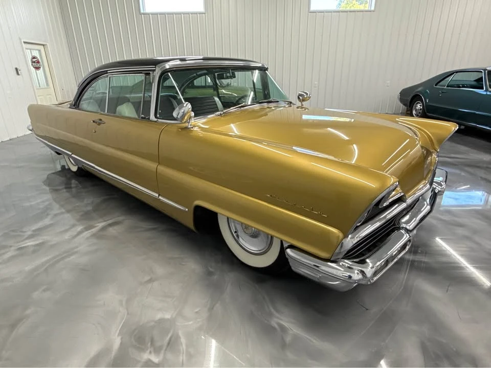 1956 Lincoln Premiere - Image 9 of 15