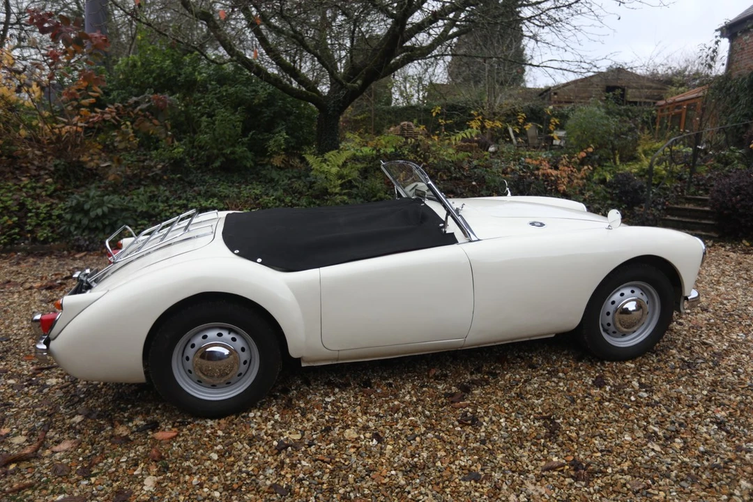 1956 MG MGA 1500 - Image 5 of 30