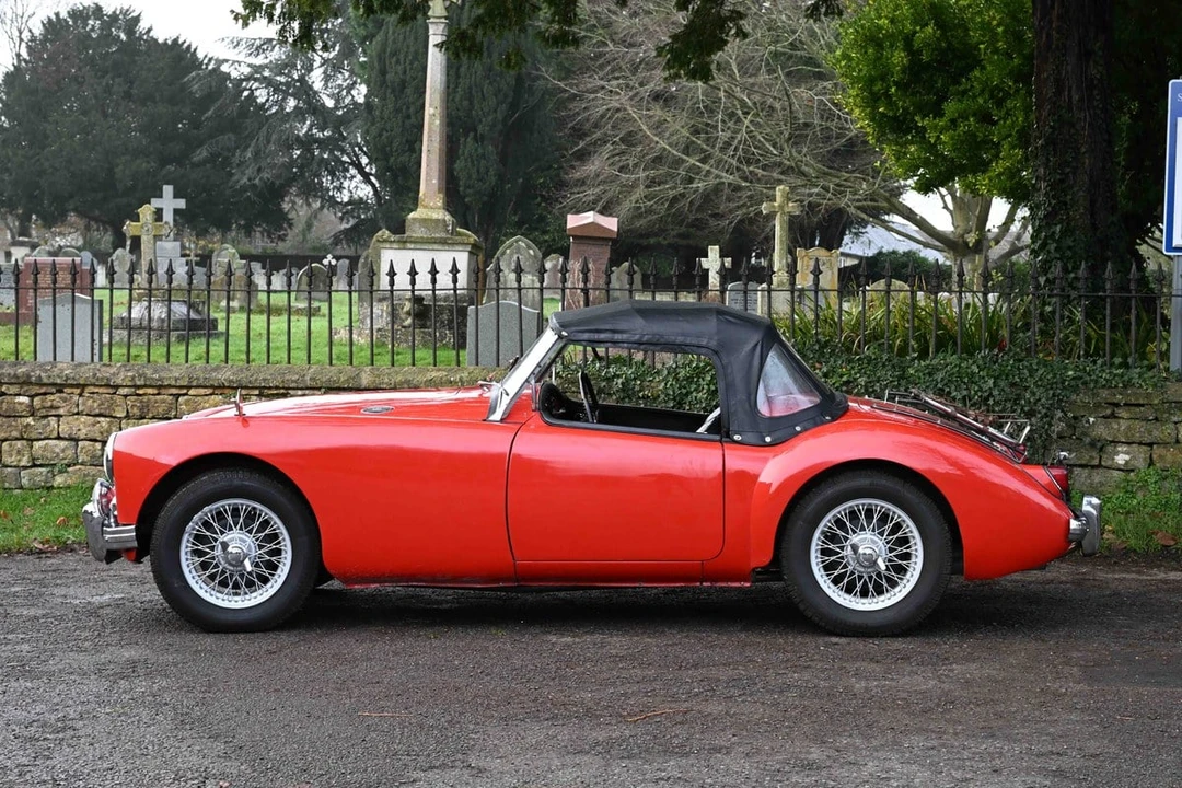 1956 MG MGA 1500 - Image 14 of 30