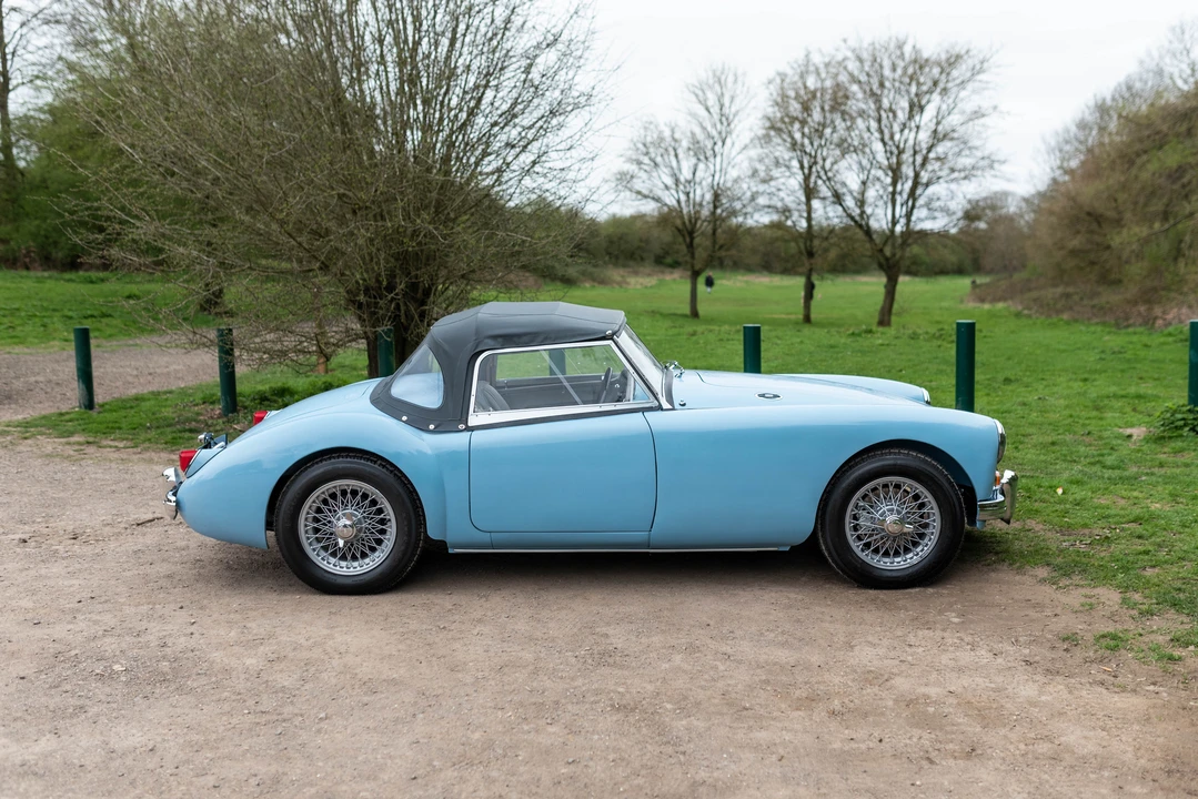 1956 MG MGA 1500 - Image 17 of 31