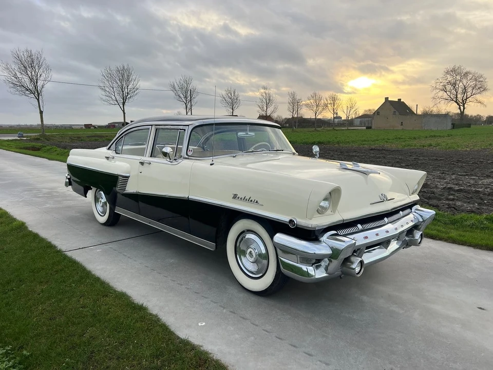 1956 Mercury Montclair - Image 7 of 30
