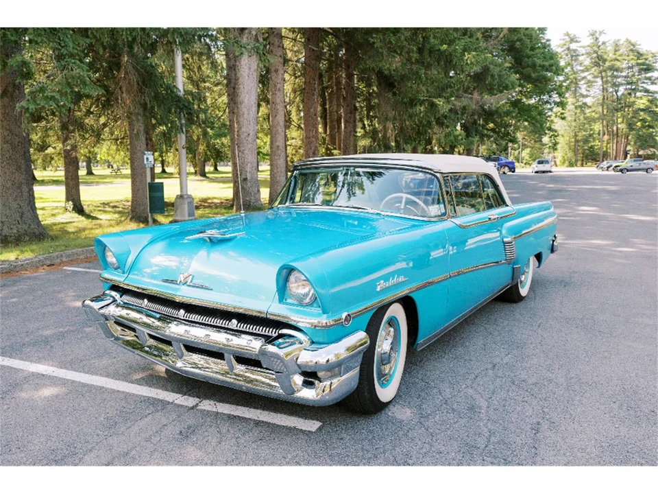 1956 Mercury Montclair - Image 2 of 31