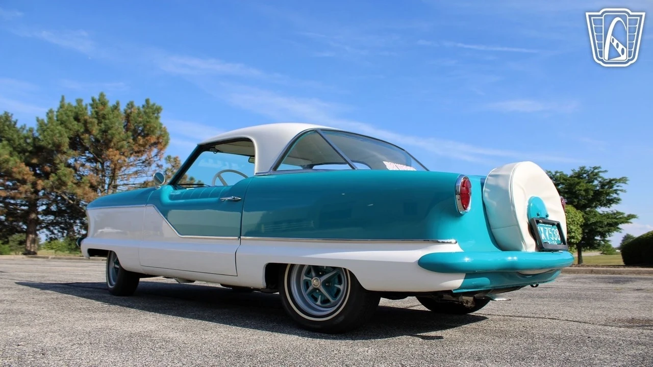 1956 Nash Metropolitan - Image 15 of 21