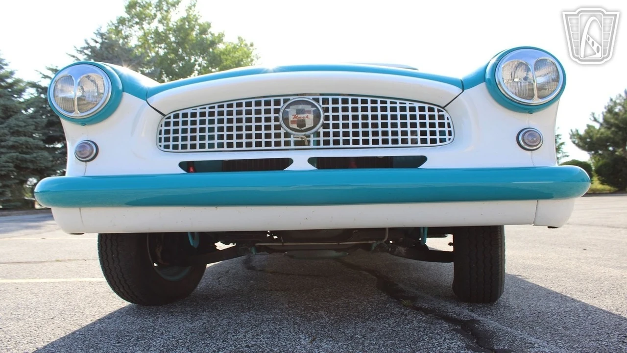 1956 Nash Metropolitan - Image 18 of 21