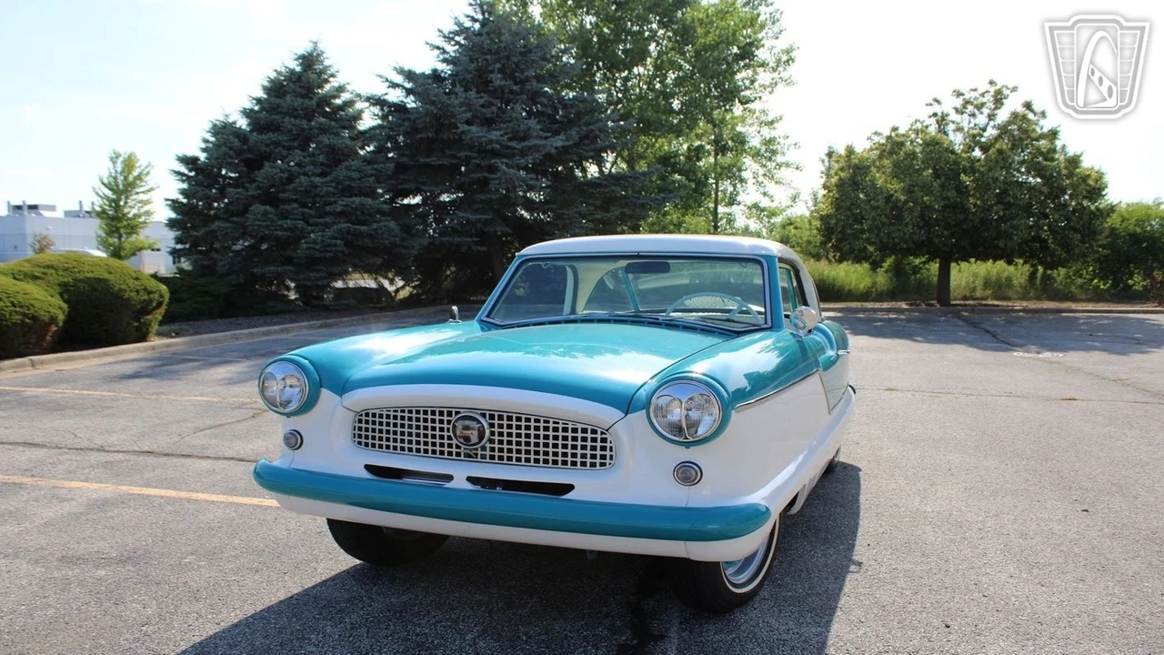 1956 Nash Metropolitan - Image 8 of 21