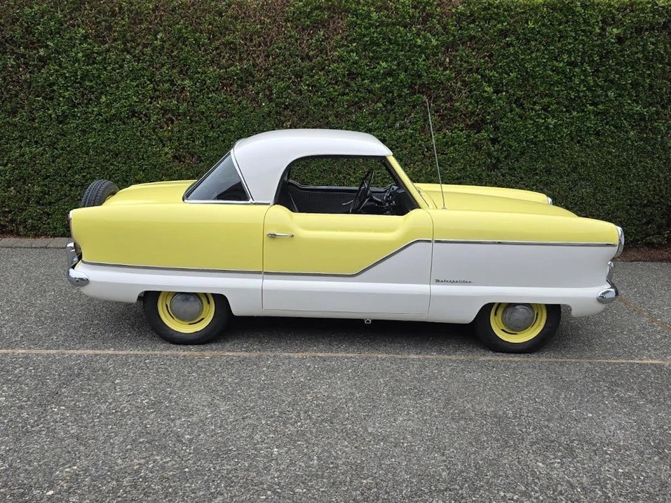 1956 Nash Metropolitan - Image 4 of 11
