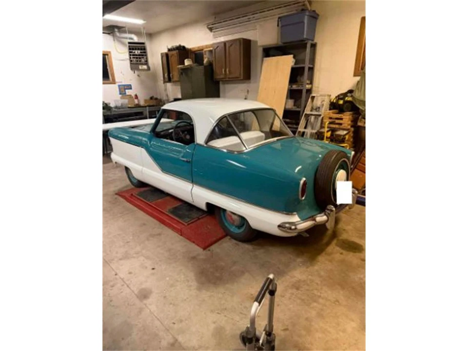 1956 Nash Metropolitan - Image 4 of 7