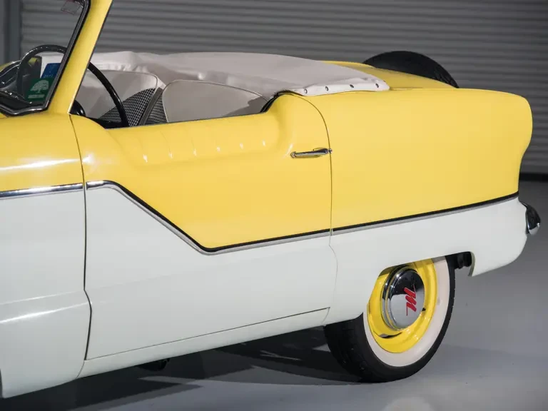 1956 Nash Metropolitan - Image 16 of 22