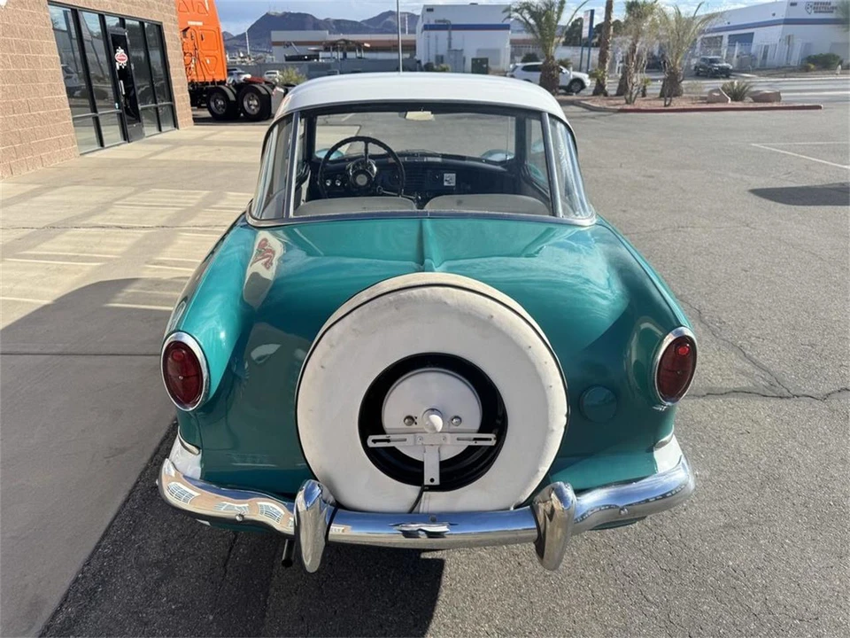 1956 Nash Metropolitan - Image 7 of 17