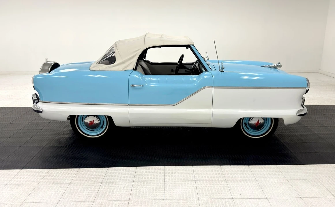 1956 Nash Metropolitan - Image 9 of 12