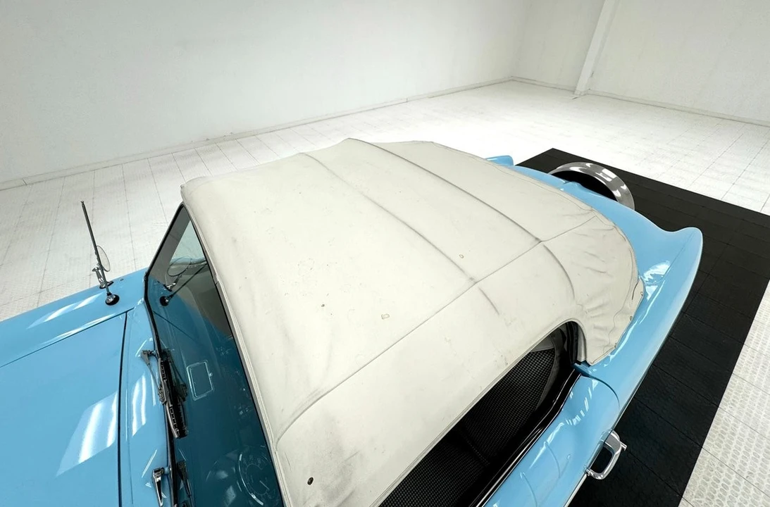 1956 Nash Metropolitan - Image 18 of 21