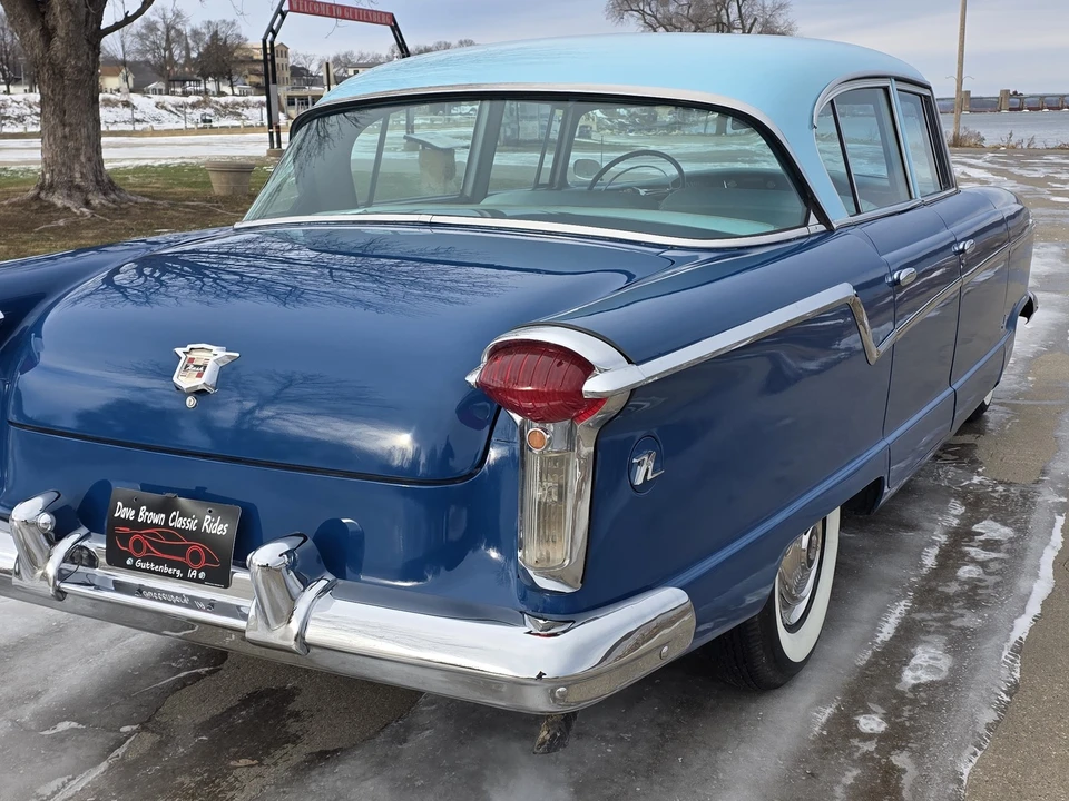 1956 Nash Metropolitan - Image 9 of 30
