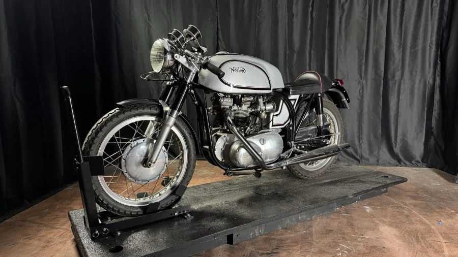 1956 Norton Dominator - Image 4 of 11