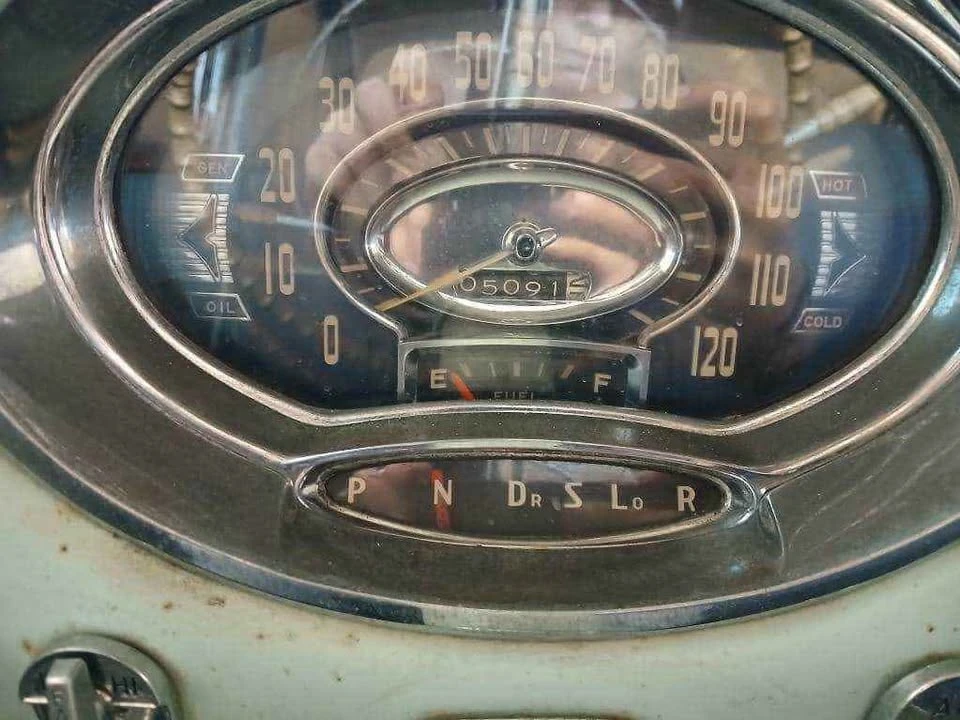 1956 Oldsmobile 88 - Image 9 of 10
