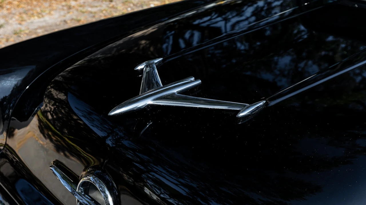 1956 Oldsmobile 88 - Image 10 of 31