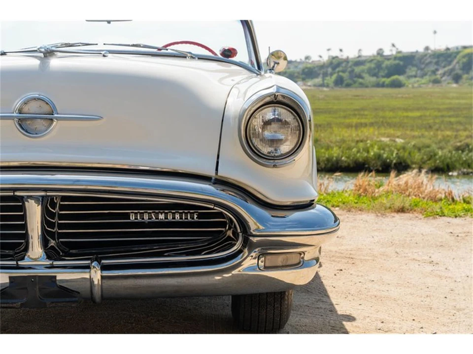 1956 Oldsmobile 98 - Image 16 of 31