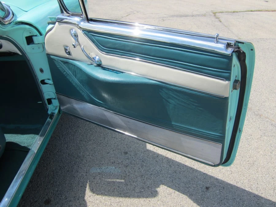 1956 Oldsmobile 98 - Image 24 of 31