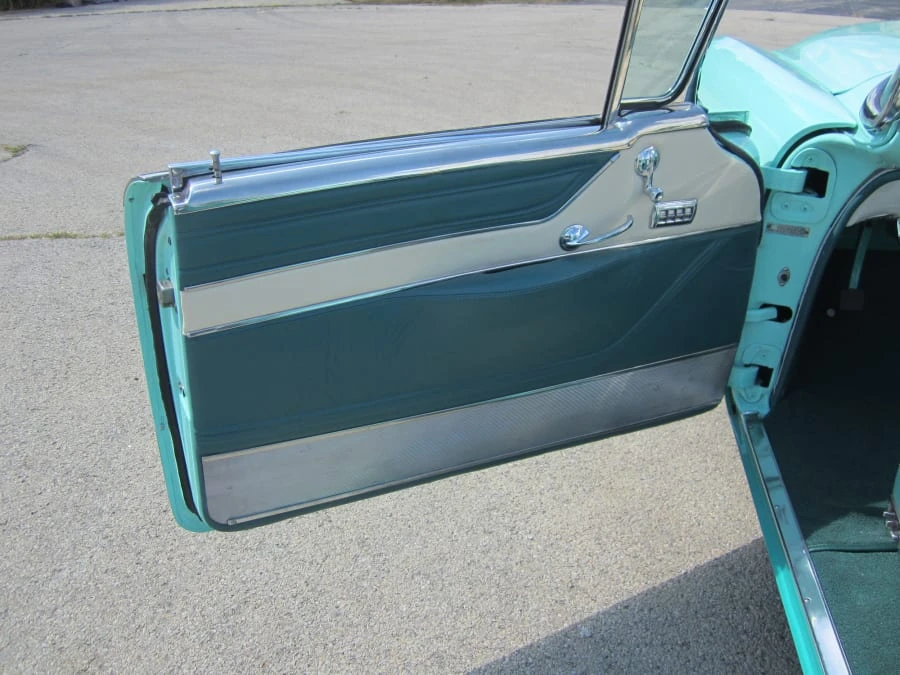 1956 Oldsmobile 98 - Image 23 of 31