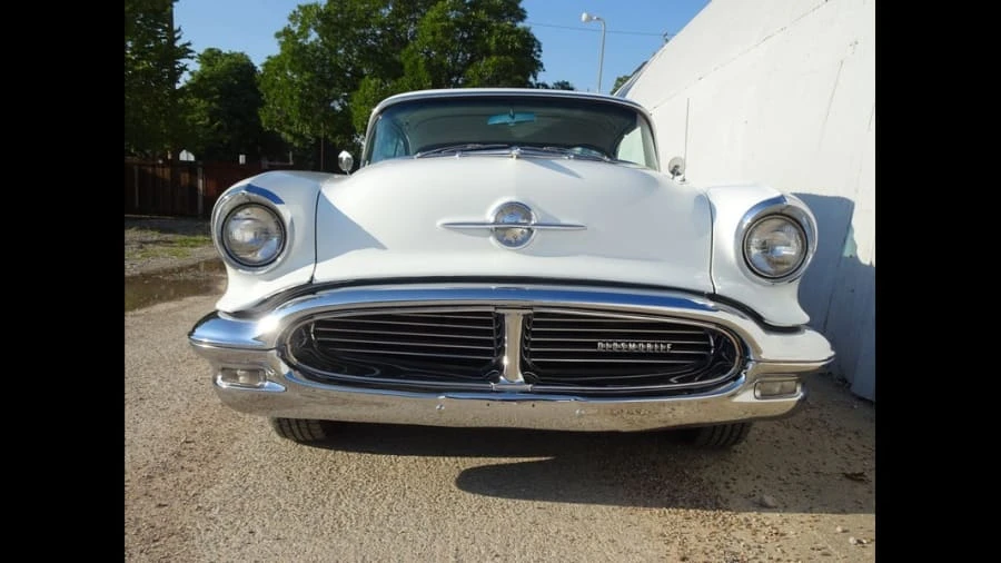 1956 Oldsmobile 98 - Image 8 of 10