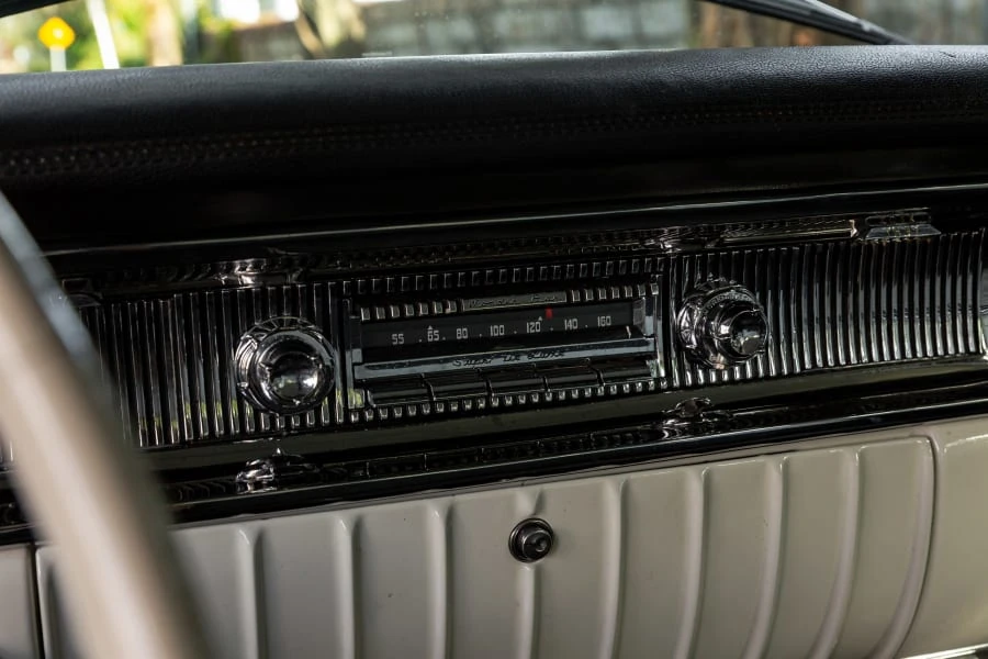 1956 Oldsmobile 98 - Image 25 of 28