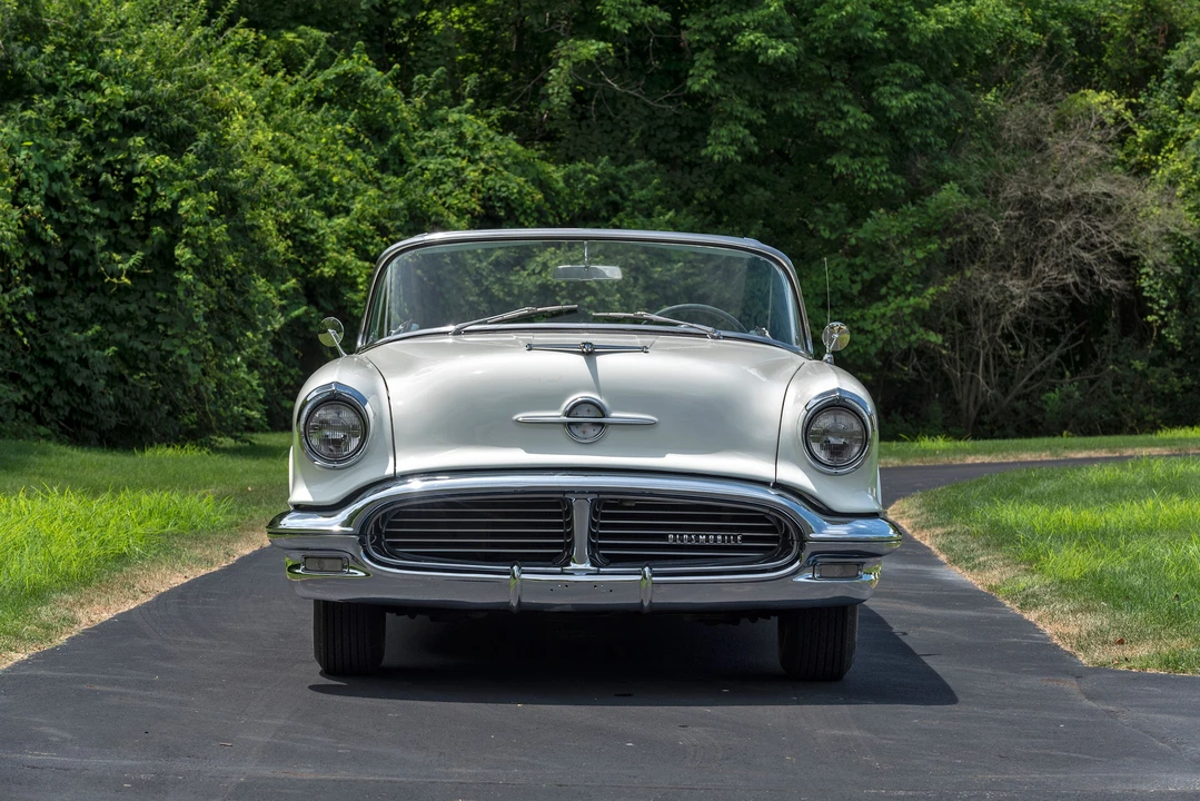 1956 Oldsmobile 98 - Image 8 of 17