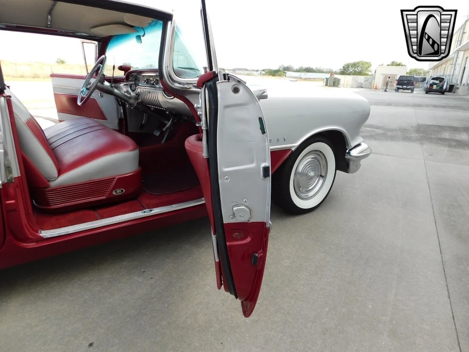 1956 Oldsmobile 88 - Image 16 of 21
