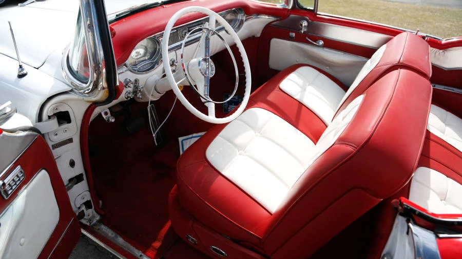 1956 Oldsmobile Starfire - Image 4 of 8