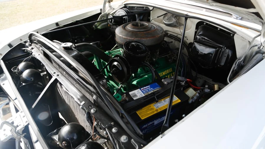 1956 Oldsmobile Starfire - Image 6 of 8