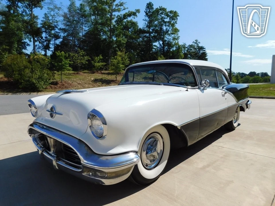 1956 Oldsmobile 88 - Image 9 of 12