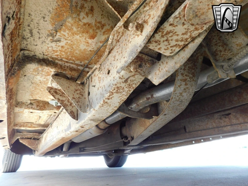 1956 Oldsmobile 88 - Image 17 of 21