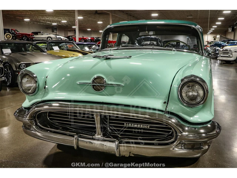 1956 Oldsmobile 88 - Image 23 of 31